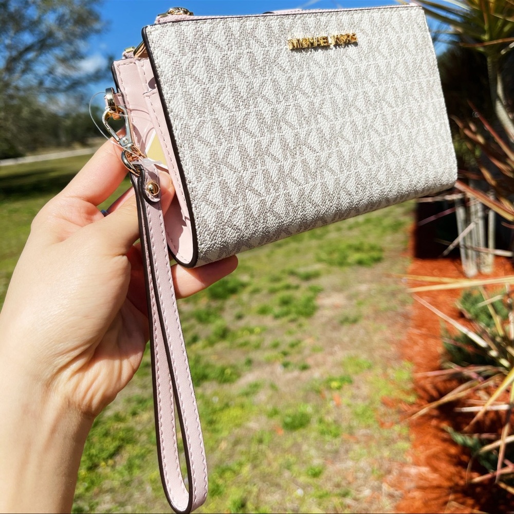 Michael Kors Kenly XL Tote Graphic Logo Vanilla MK Pink + Double Zip Wristlet - Picture 8 of 10